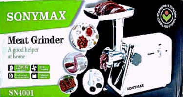 Mașină Electrică de Tocat Carne V3